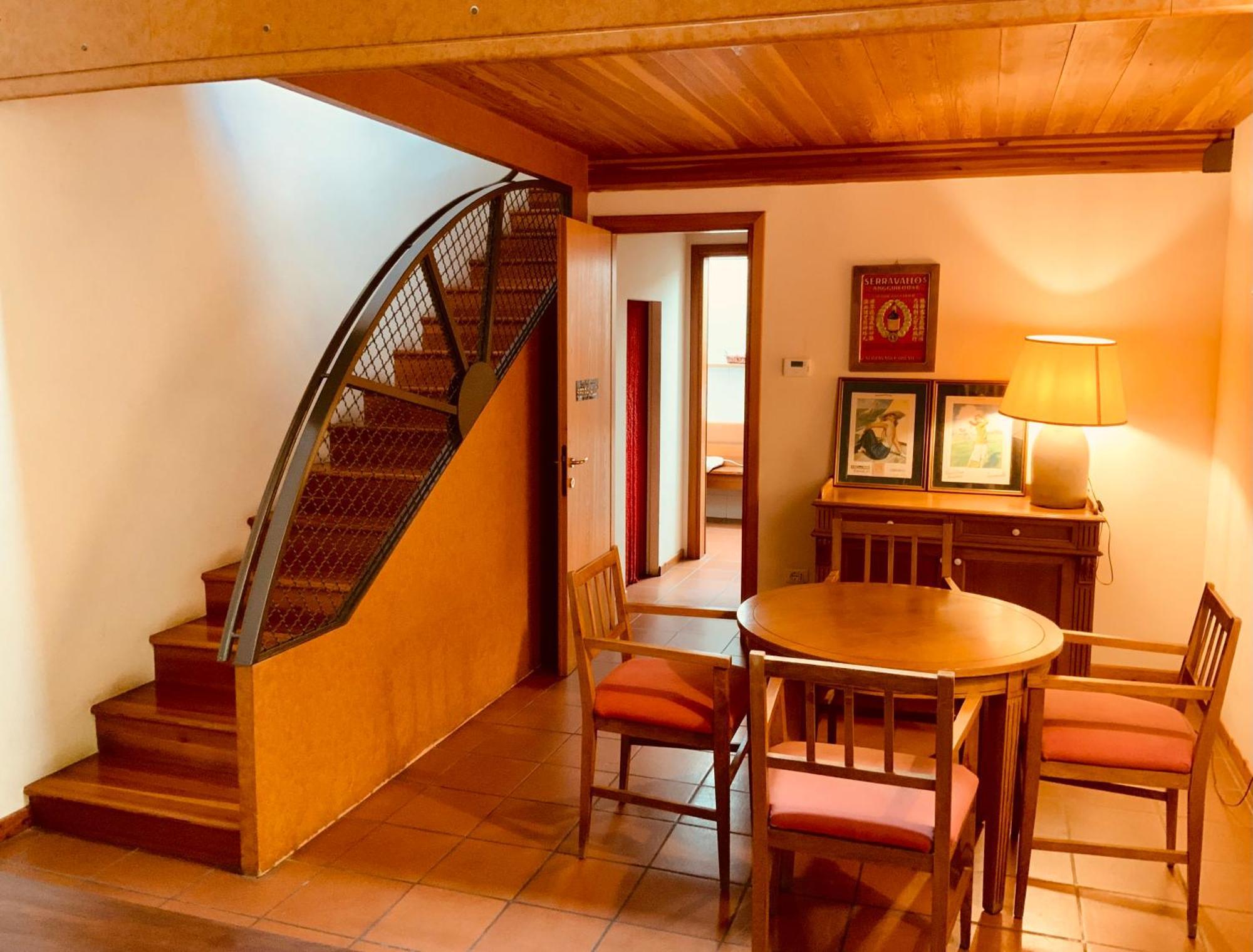 Le Residenze Dei Serravallo Trieste Bagian luar foto