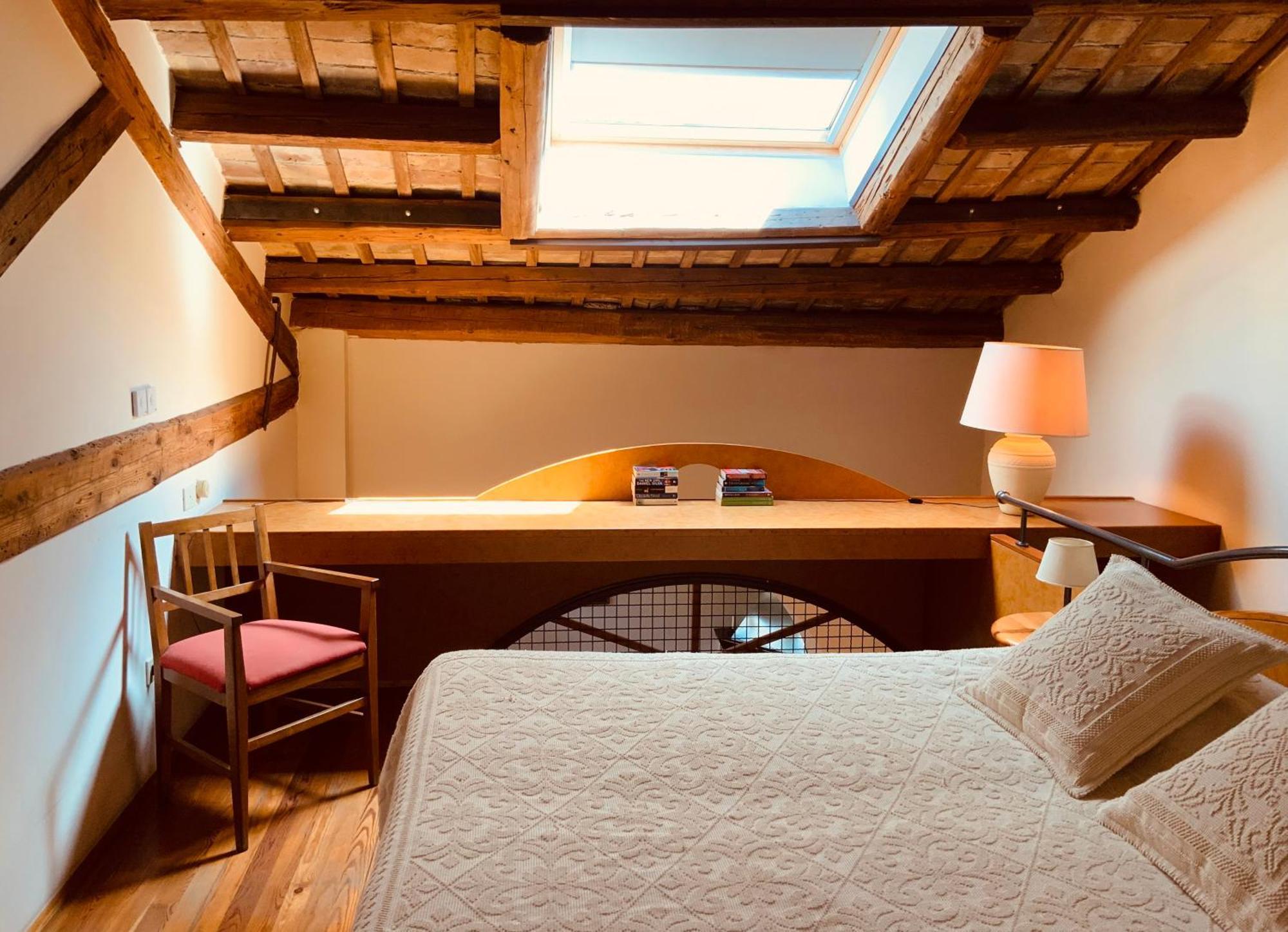 Le Residenze Dei Serravallo Trieste Bagian luar foto